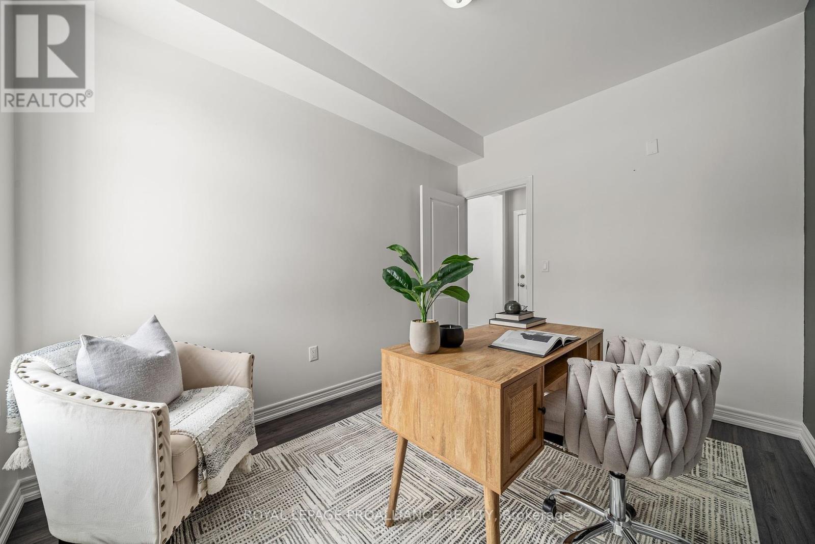 












61 SUMMER BREEZE DRIVE

,
Prince Edward County (Ameliasburg Ward),




Ontario
K0K1L0

