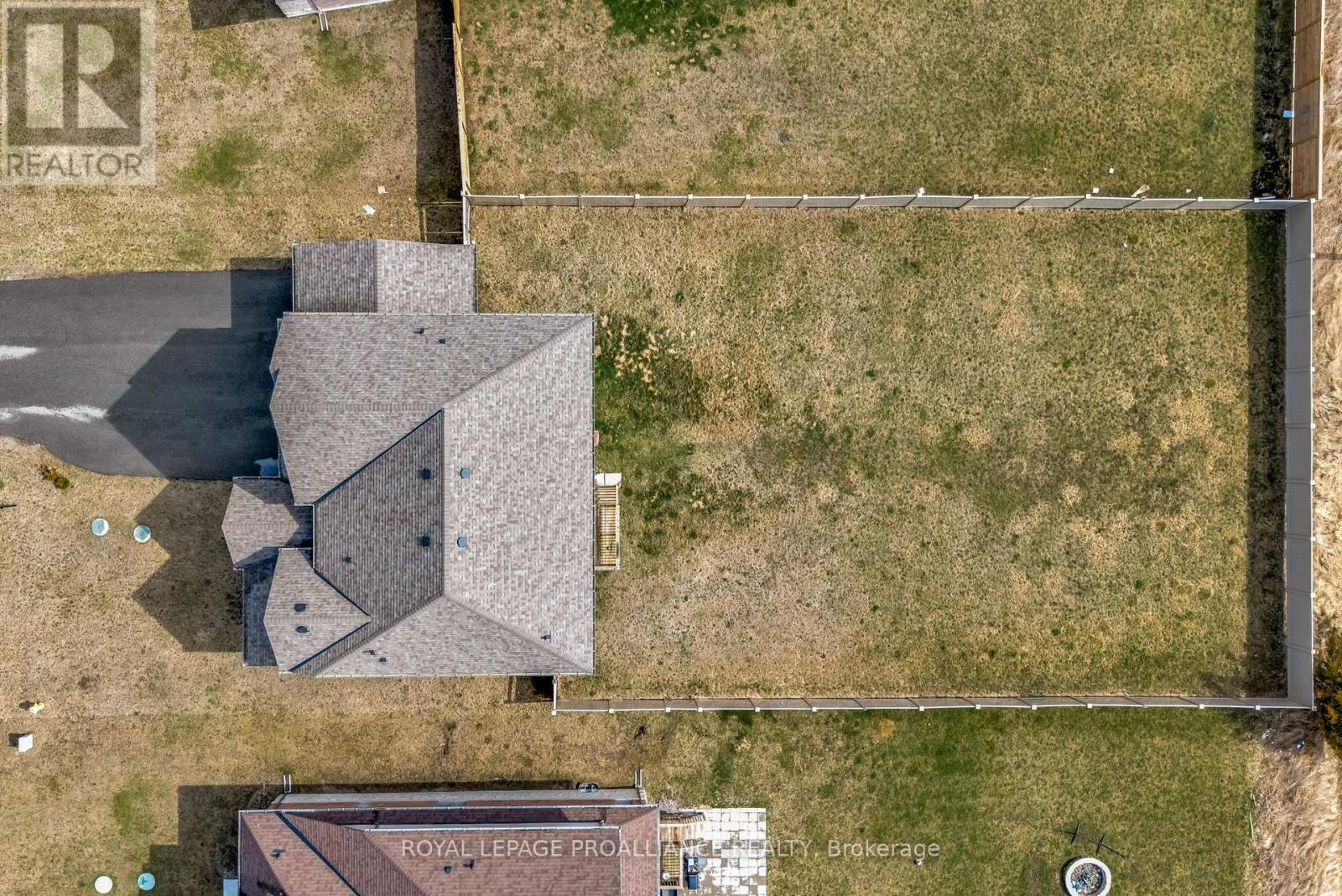 












61 SUMMER BREEZE DRIVE

,
Prince Edward County (Ameliasburg Ward),




Ontario
K0K1L0

