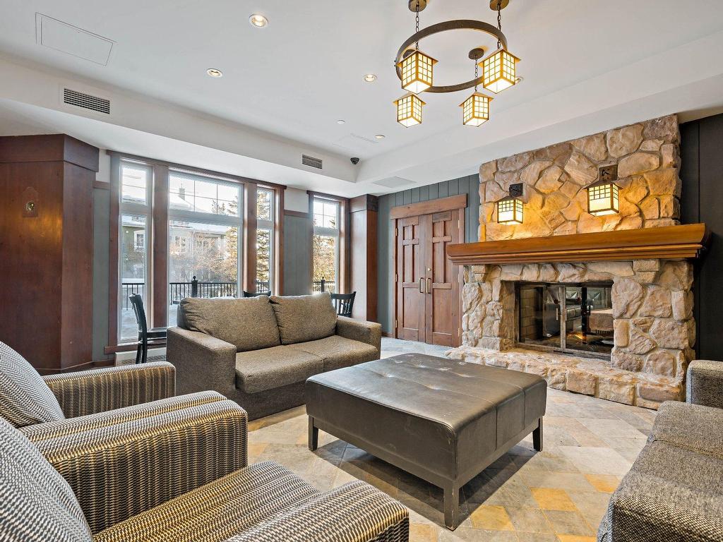 









161


Ch. du Curé-Deslauriers

, 388,
Mont-Tremblant,




QC
J8E1C9

