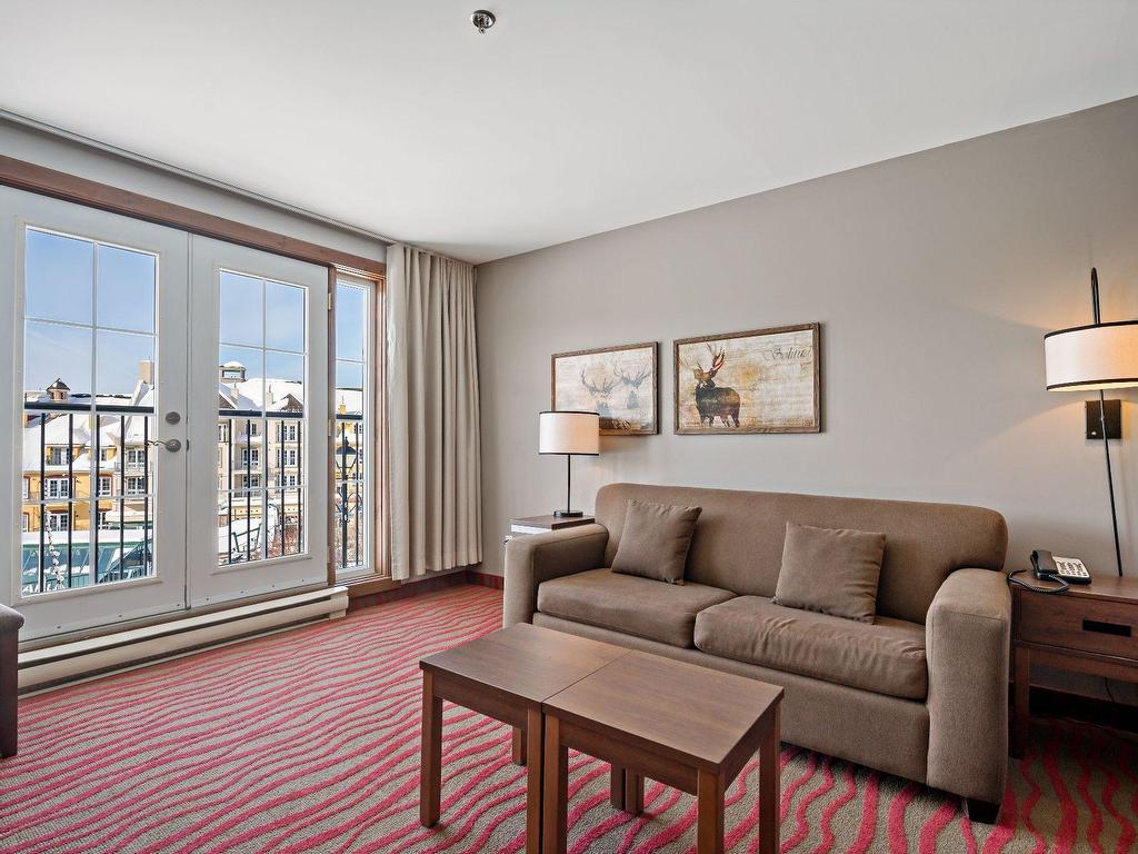 









161


Ch. du Curé-Deslauriers

, 388,
Mont-Tremblant,




QC
J8E1C9

