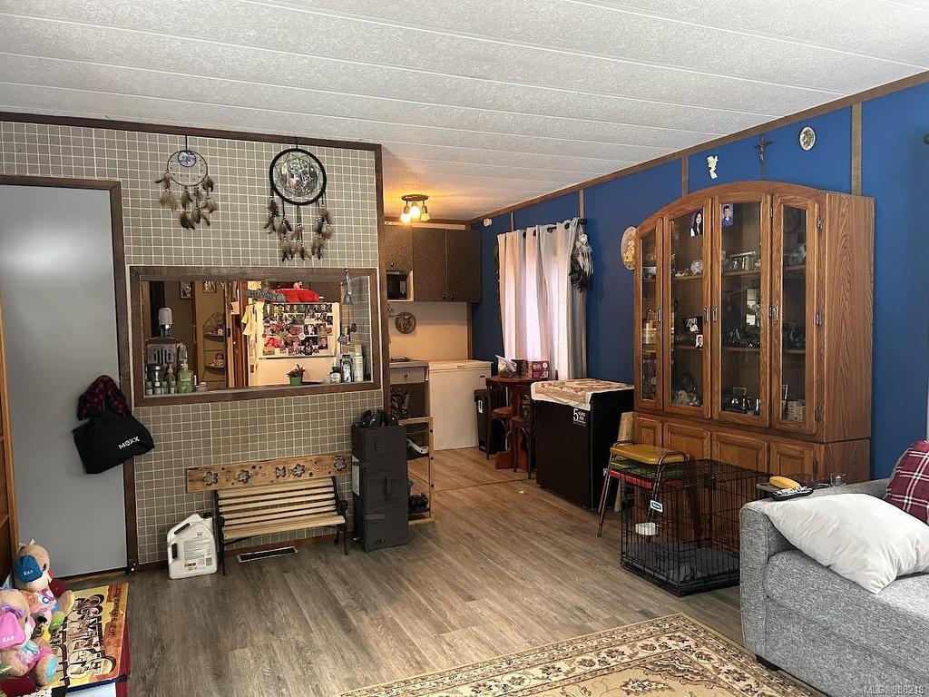 









380


Martindale

Rd, 208,
Parksville,




BC
V9P 1R7

