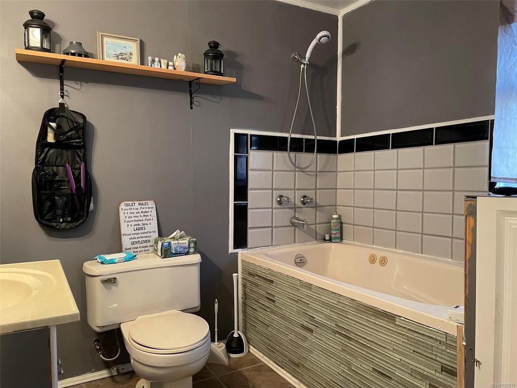 









380


Martindale

Rd, 208,
Parksville,




BC
V9P 1R7

