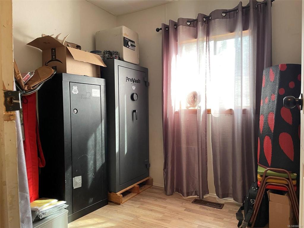 









380


Martindale

Rd, 208,
Parksville,




BC
V9P 1R7

