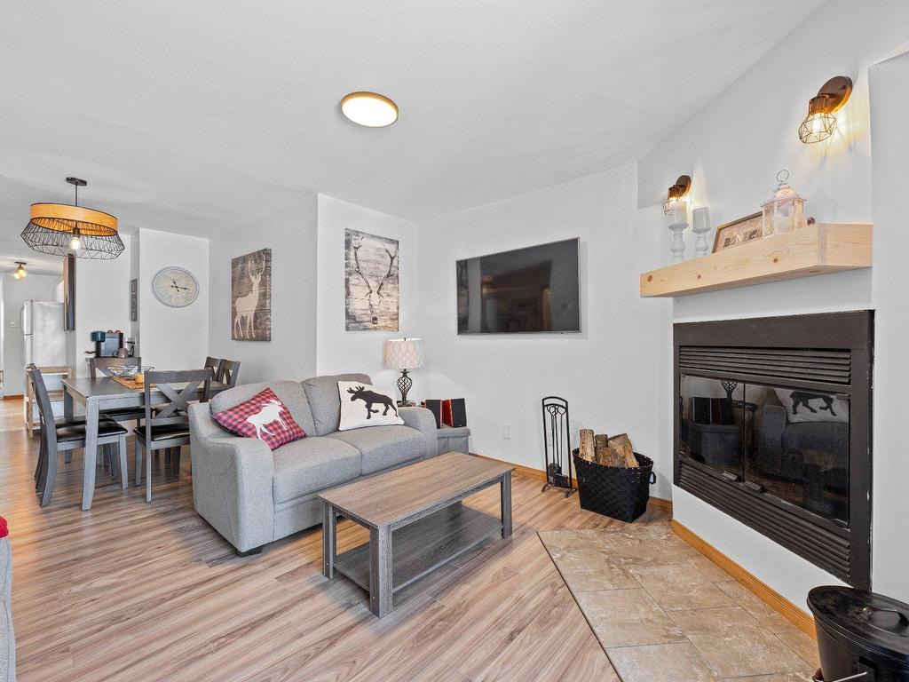 









471


Ch. St-Guillaume

,
Saint-Donat,




QC
J0T2C0

