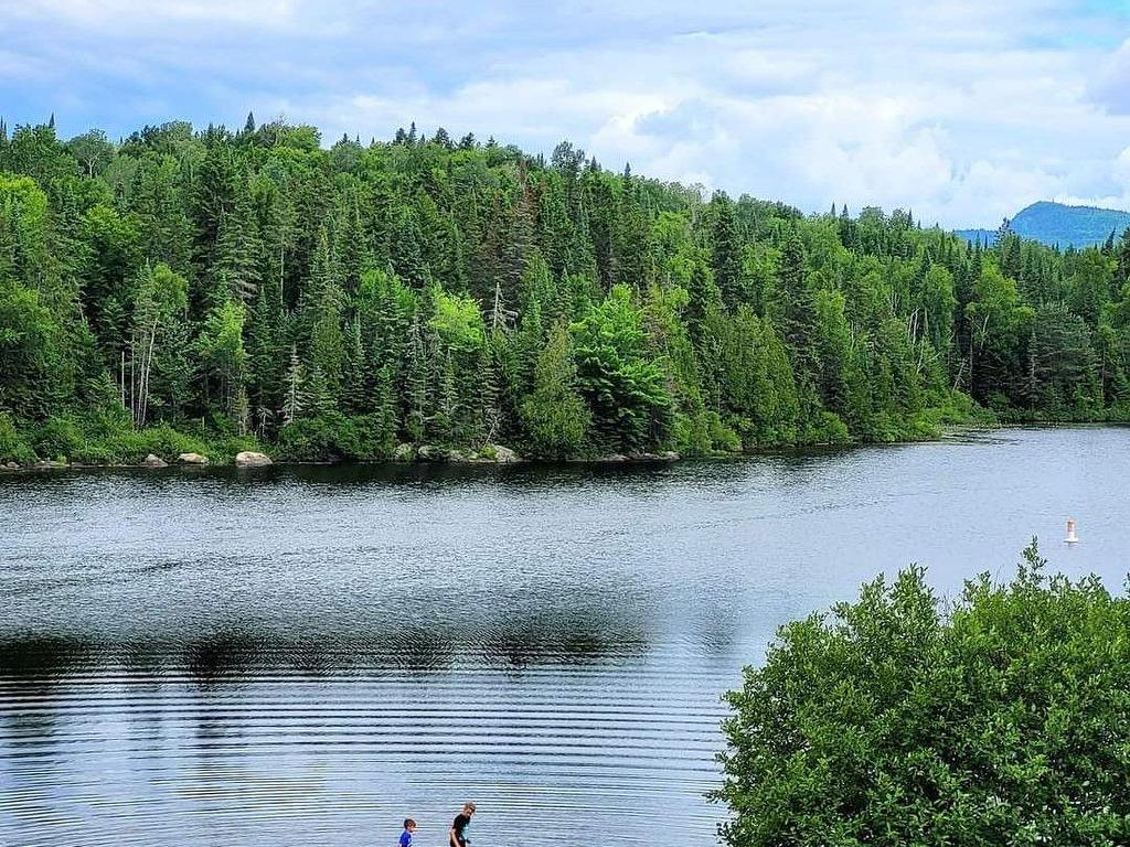 









471


Ch. St-Guillaume

,
Saint-Donat,




QC
J0T2C0

