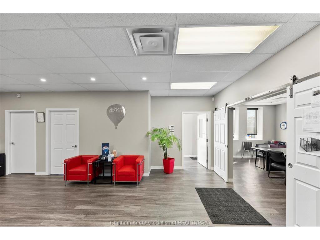 









545


Grand

Avenue East,
Chatham,




ON
N7L 3Z2

