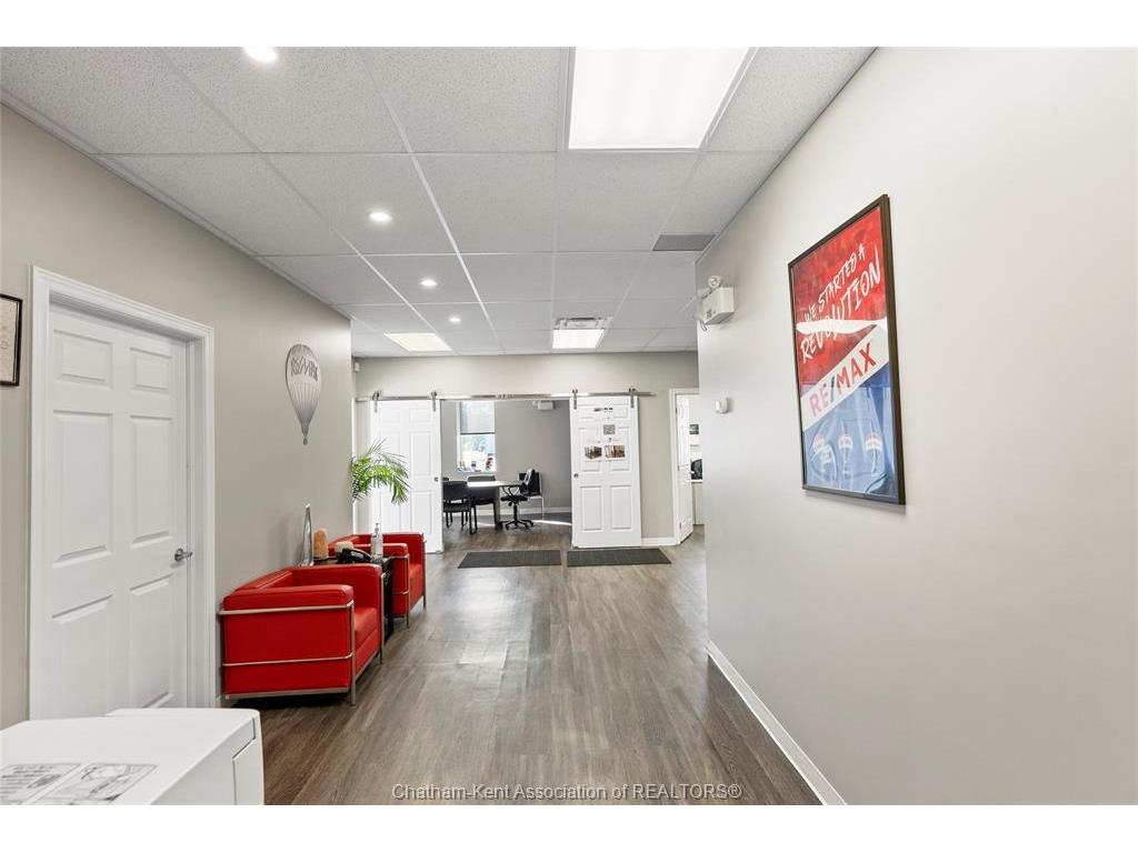 









545


Grand

Avenue East,
Chatham,




ON
N7L 3Z2

