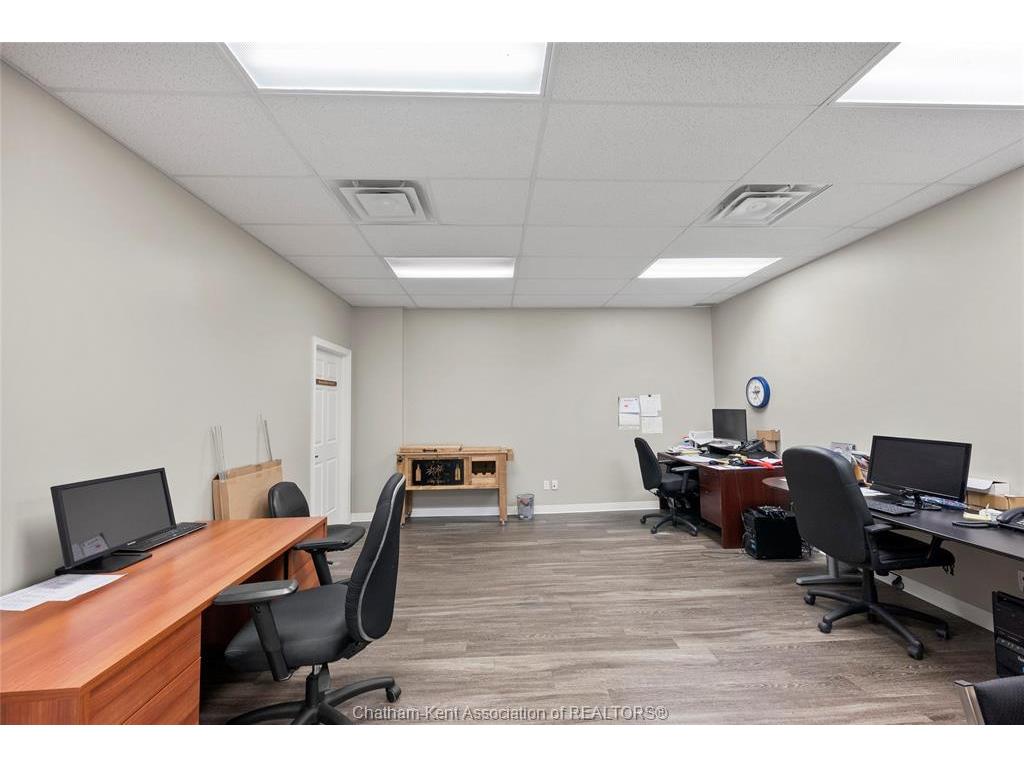 









545


Grand

Avenue East,
Chatham,




ON
N7L 3Z2

