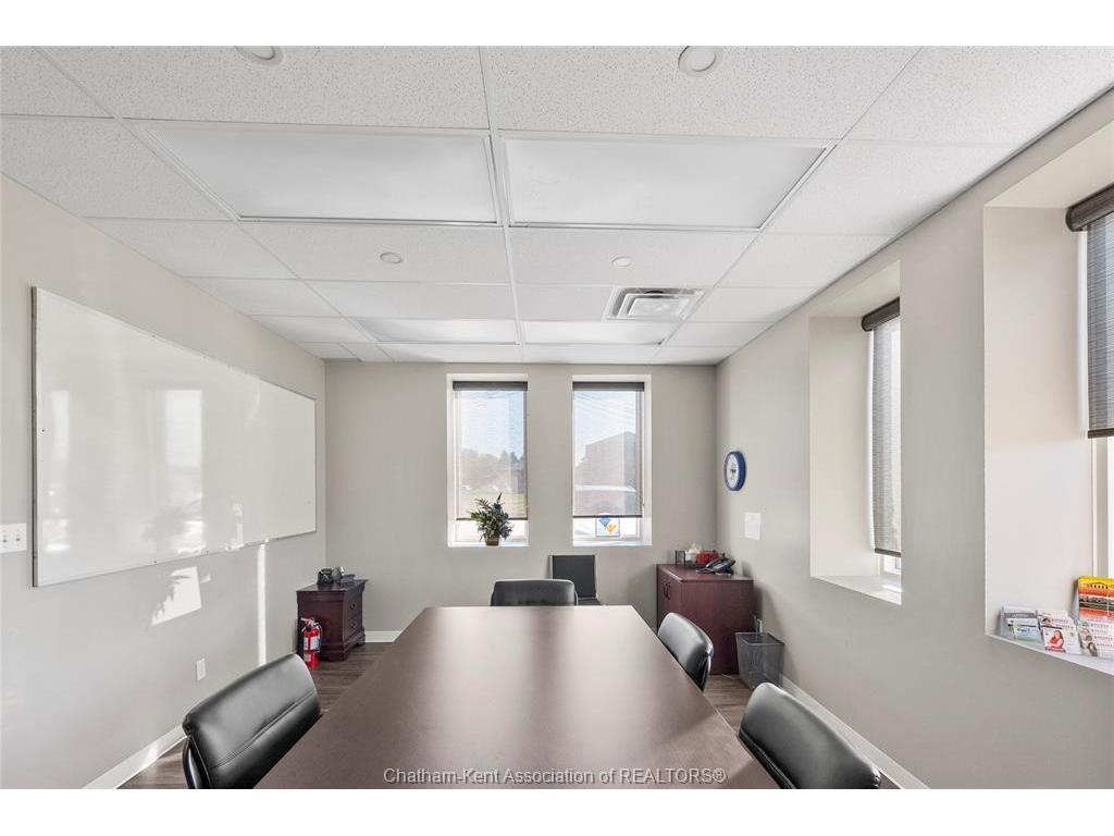 









545


Grand

Avenue East,
Chatham,




ON
N7L 3Z2

