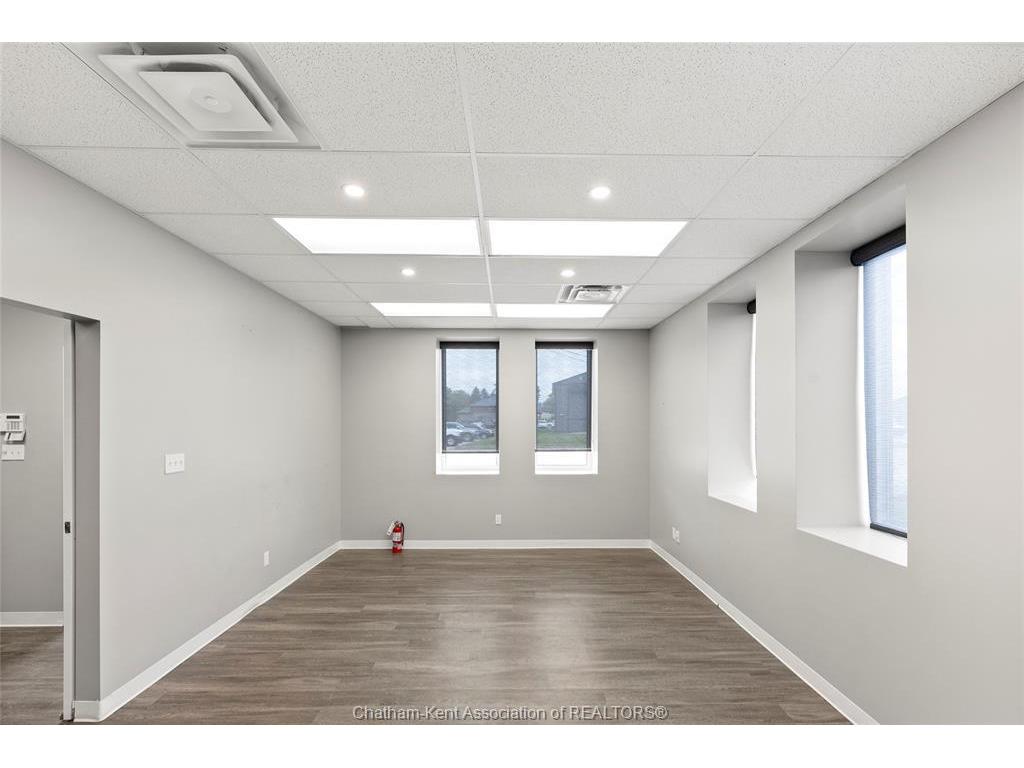 









545


Grand

Avenue East,
Chatham,




ON
N7L 3Z2


