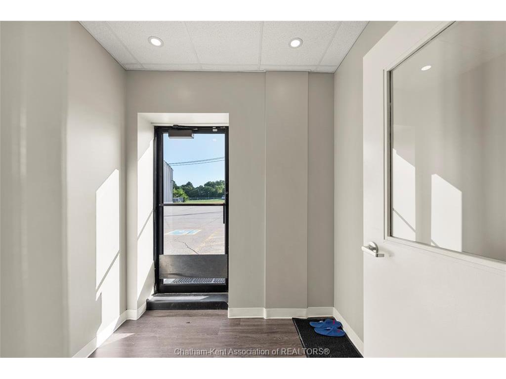 









545


Grand

Avenue East,
Chatham,




ON
N7L 3Z2

