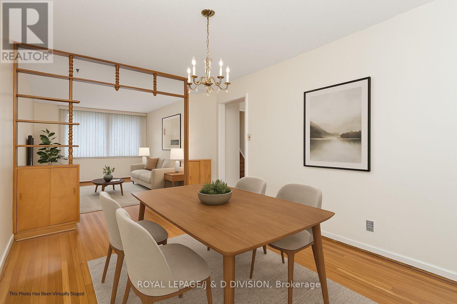 












51 EDINBOROUGH COURT

,
Toronto,




Ontario
M6N2E9

