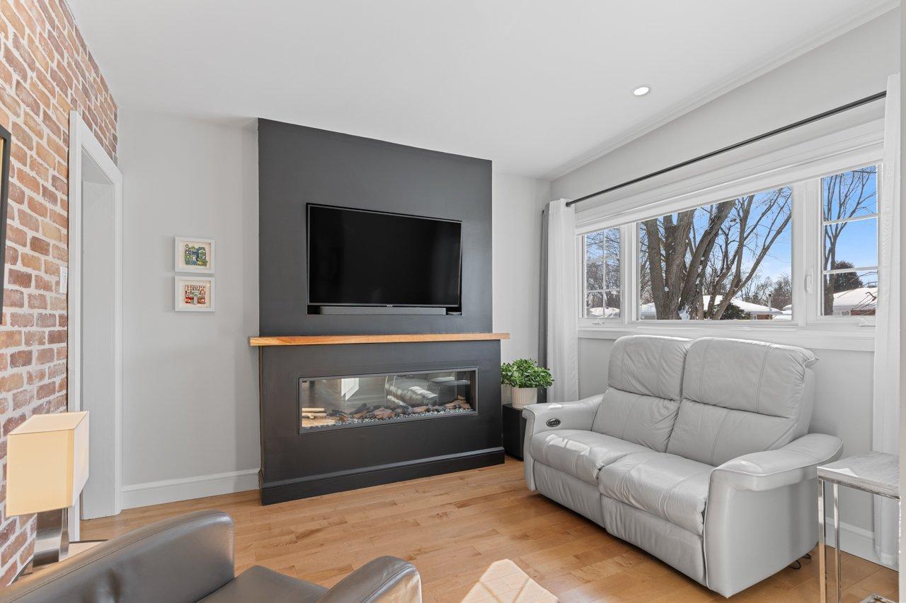 









49


Rue Jean-Talon

,
Repentigny (Repentigny),




QC
J6A3S5

