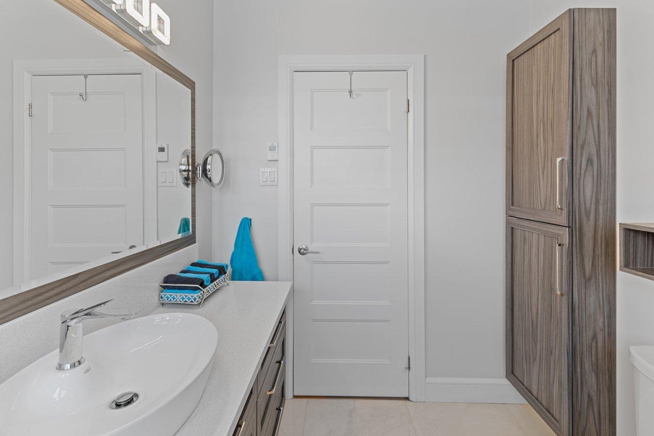 









49


Rue Jean-Talon

,
Repentigny (Repentigny),




QC
J6A3S5

