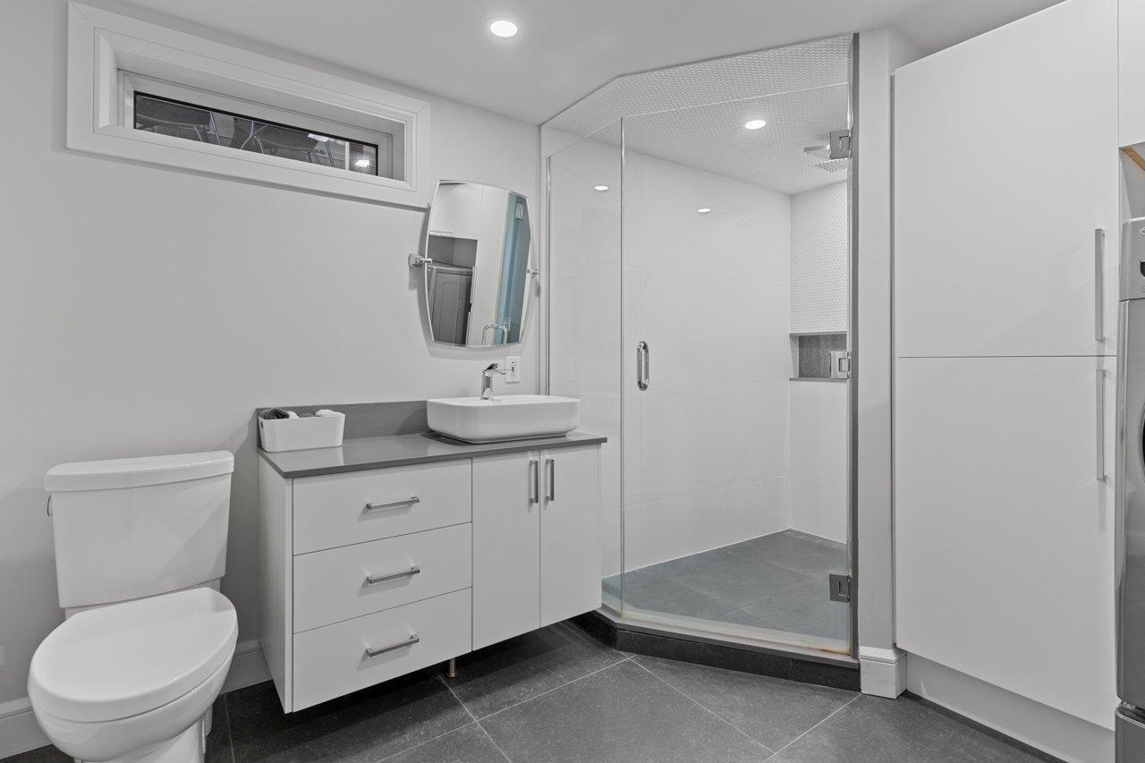 









49


Rue Jean-Talon

,
Repentigny (Repentigny),




QC
J6A3S5

