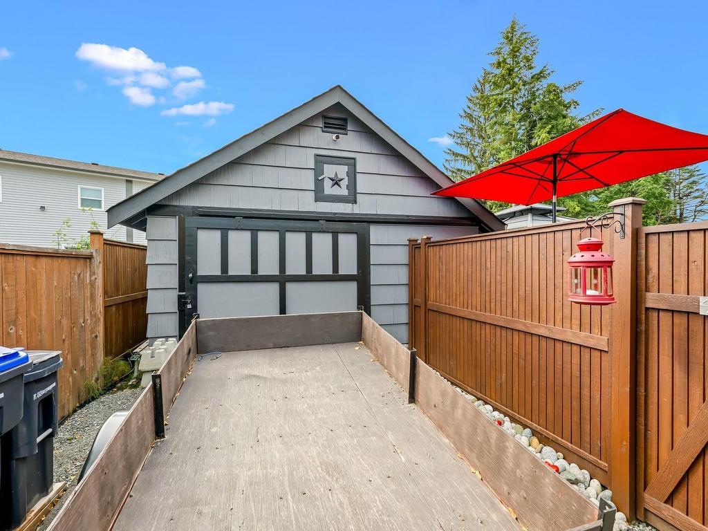 









1040


Cumberland

Rd,
Courtenay,




BC
V9N 2E6

