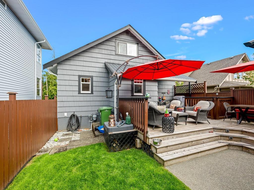 









1040


Cumberland

Rd,
Courtenay,




BC
V9N 2E6

