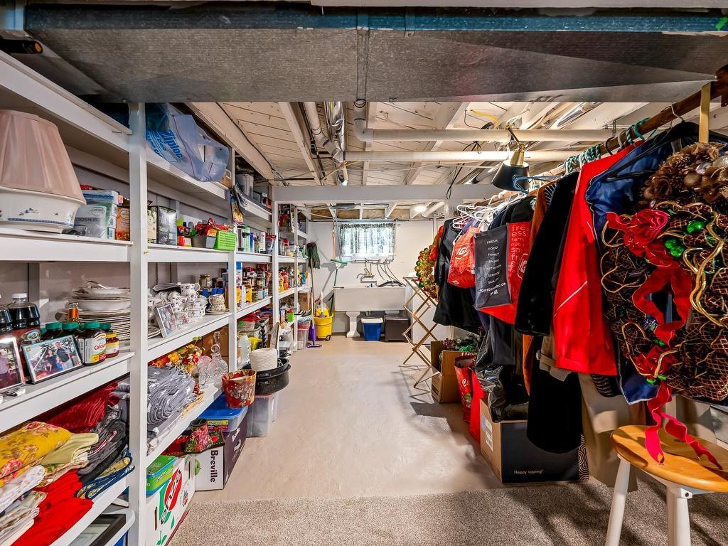 









1040


Cumberland

Rd,
Courtenay,




BC
V9N 2E6

