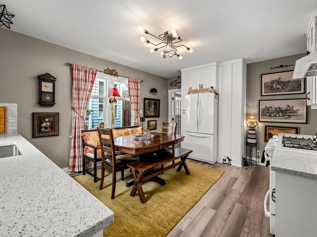









1040


Cumberland

Rd,
Courtenay,




BC
V9N 2E6

