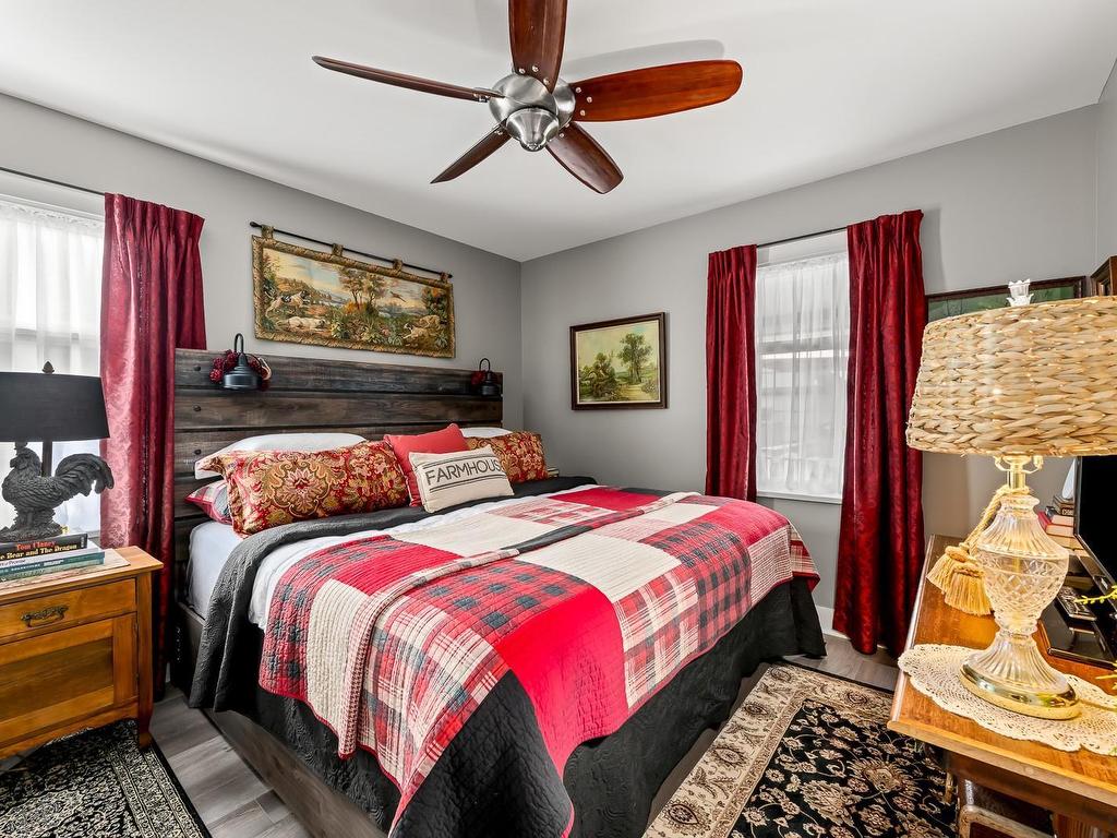 









1040


Cumberland

Rd,
Courtenay,




BC
V9N 2E6

