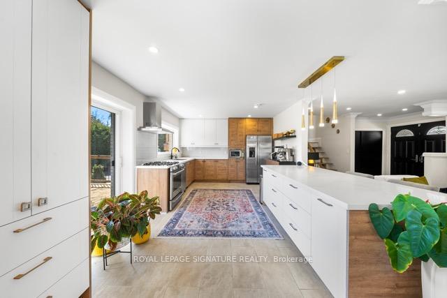 









3


Wildrose

Crescent,
Markham,




ON
L3T 1N6

