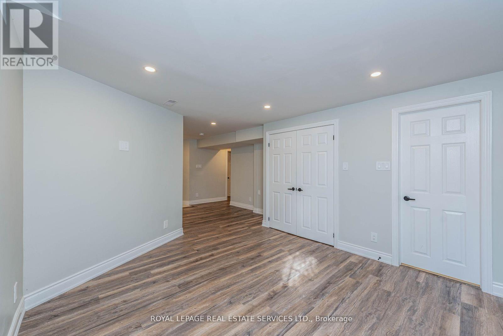 












BSMT - 3412 MARMAC CRESCENT

,
Mississauga,




Ontario
L5L4Z8

