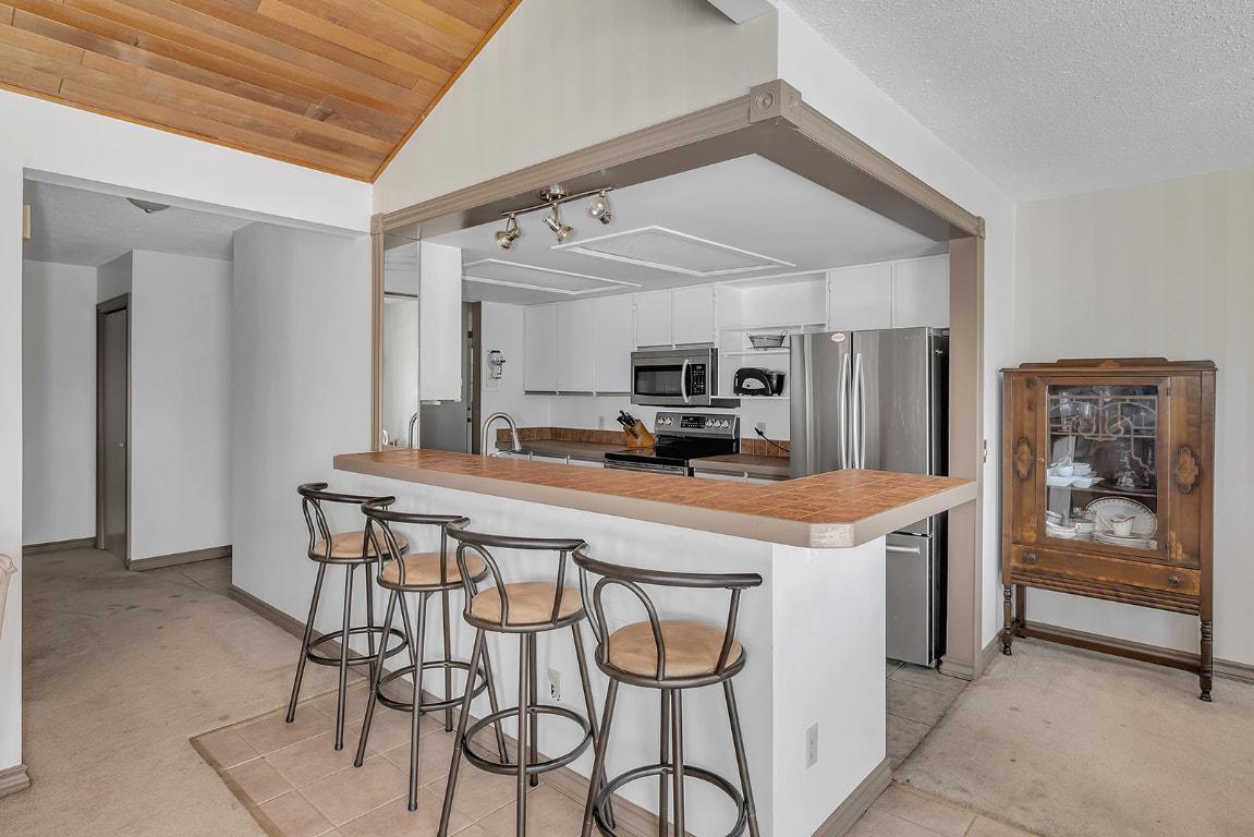 









4340B


Beach

Avenue, 209,
Peachland,




BC
V0H 1X0

