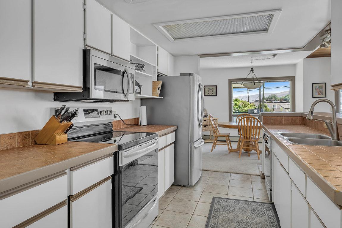









4340B


Beach

Avenue, 209,
Peachland,




BC
V0H 1X0

