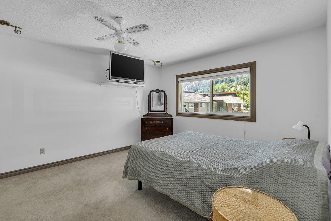 









4340B


Beach

Avenue, 209,
Peachland,




BC
V0H 1X0

