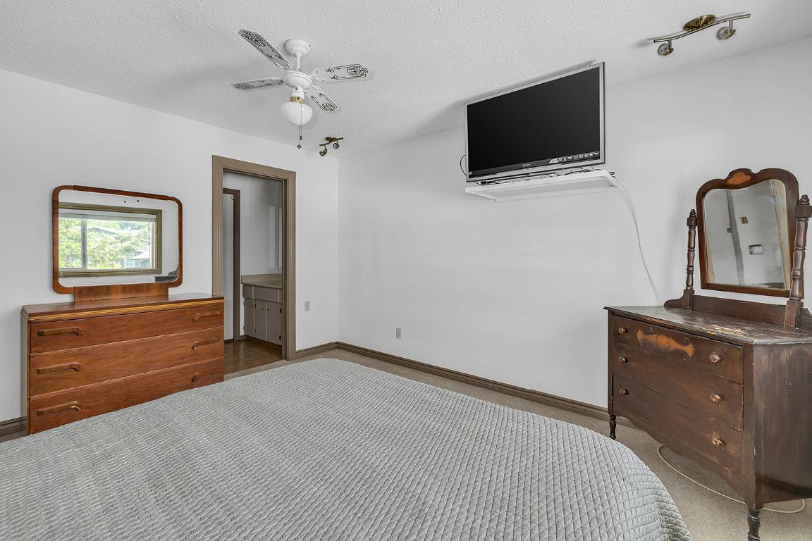 









4340B


Beach

Avenue, 209,
Peachland,




BC
V0H 1X0

