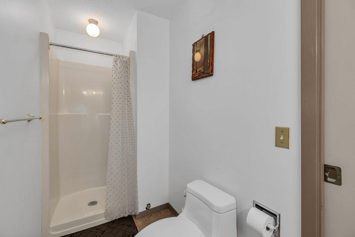 









4340B


Beach

Avenue, 209,
Peachland,




BC
V0H 1X0

