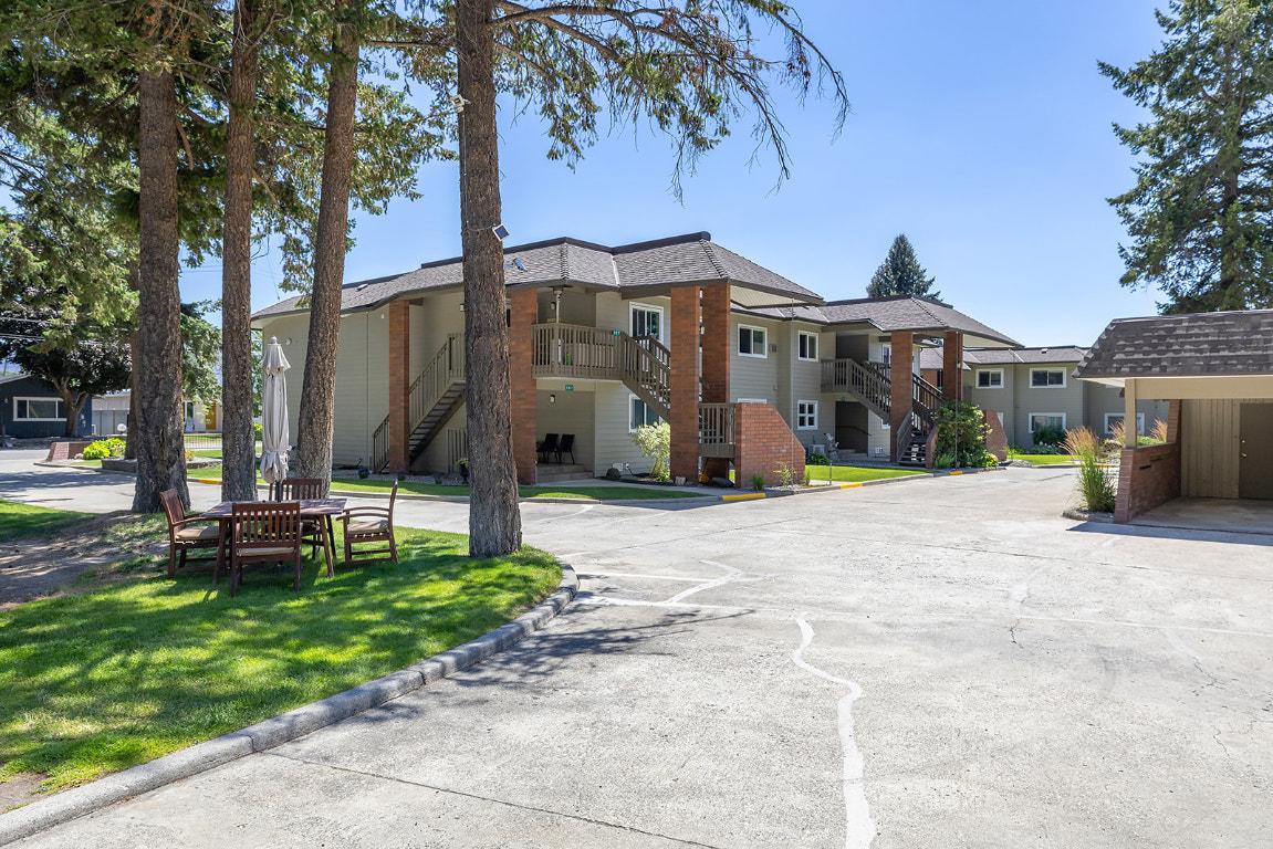 









4340B


Beach

Avenue, 209,
Peachland,




BC
V0H 1X0

