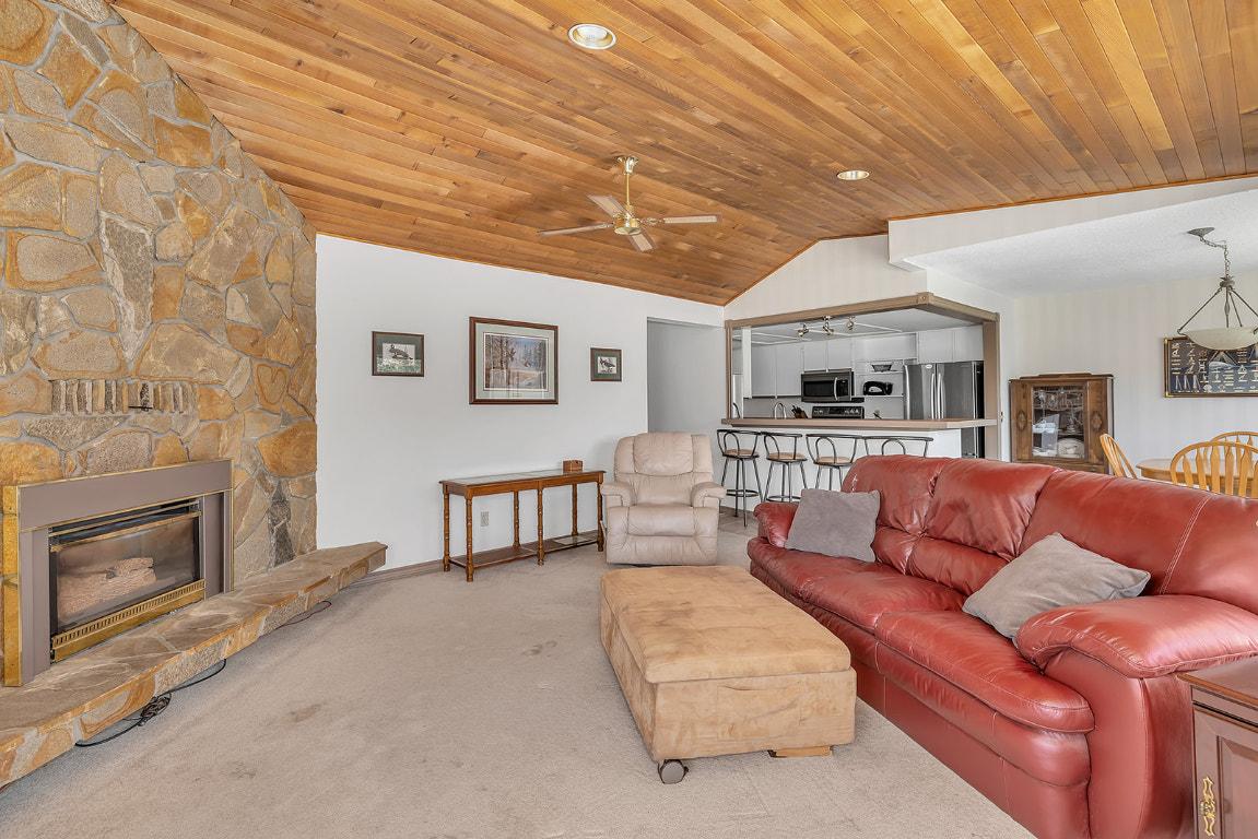









4340B


Beach

Avenue, 209,
Peachland,




BC
V0H 1X0

