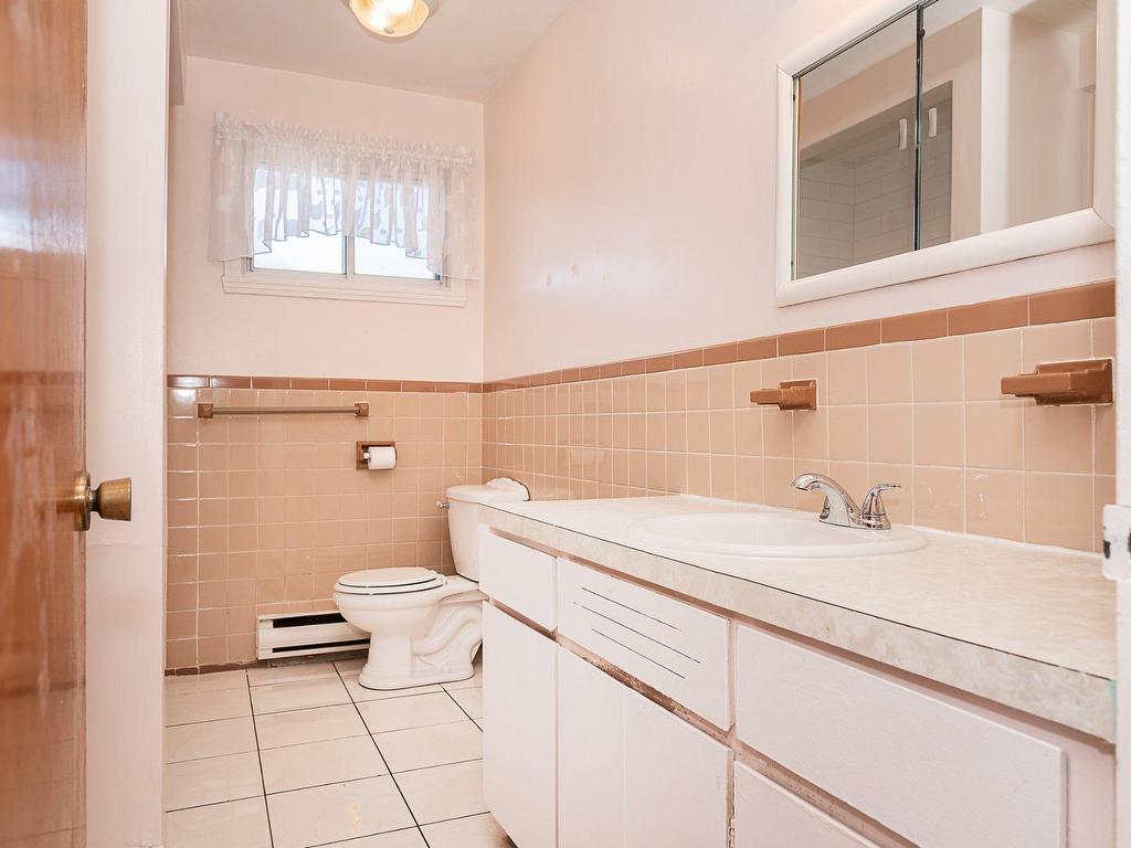 









8733


Rue Barbeau

,
Montréal (Saint-Léonard),




QC
H1R2N3


