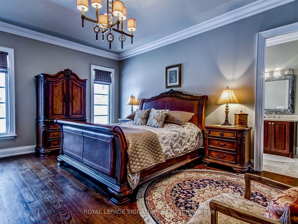 









69


Peter

Street,
Markham,




ON
L3P 2A7


