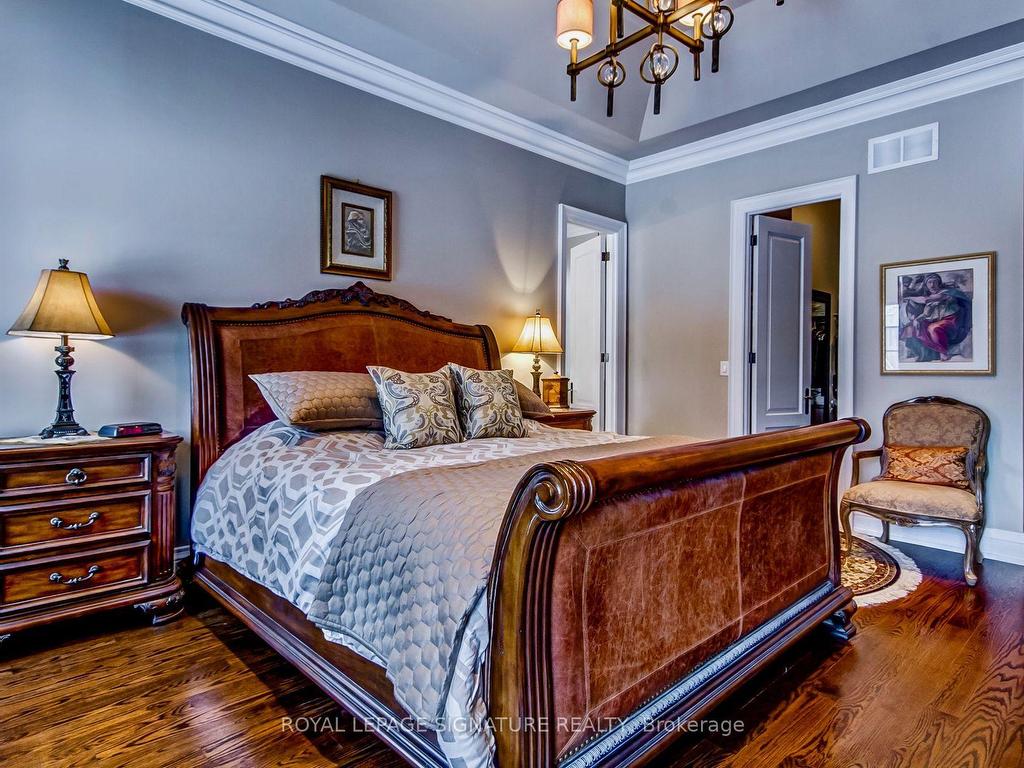 









69


Peter

Street,
Markham,




ON
L3P 2A7

