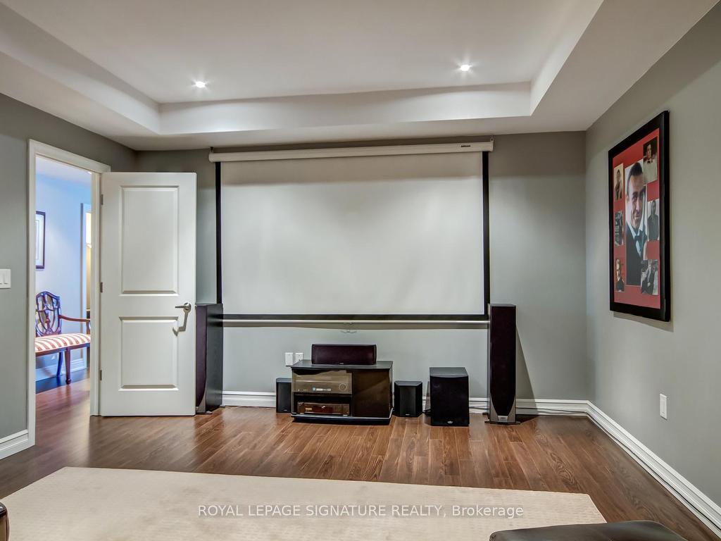 









69


Peter

Street,
Markham,




ON
L3P 2A7

