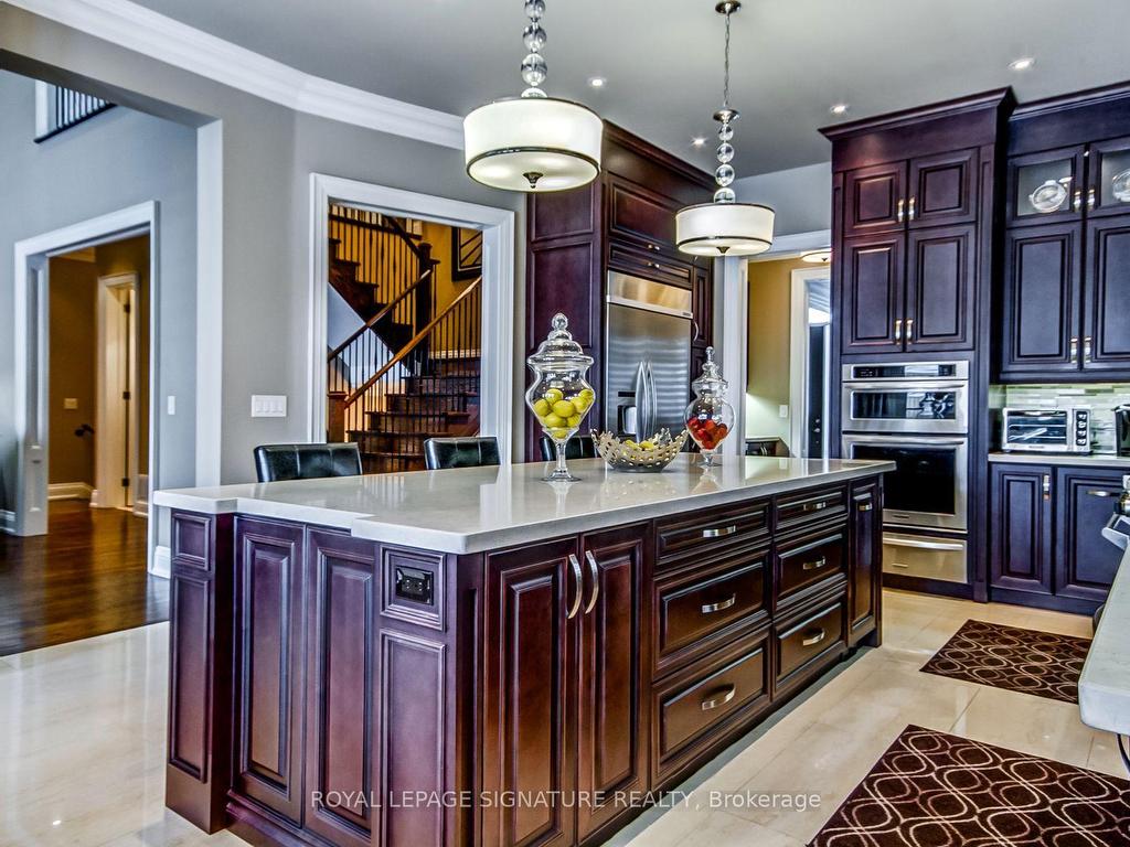 









69


Peter

Street,
Markham,




ON
L3P 2A7

