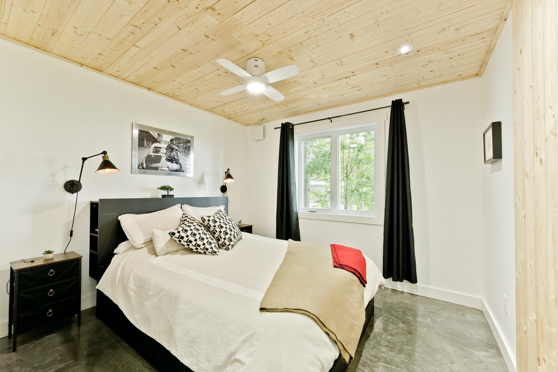 









290


Rue des Cerisiers

,
Dixville,




QC
J0B1P0

