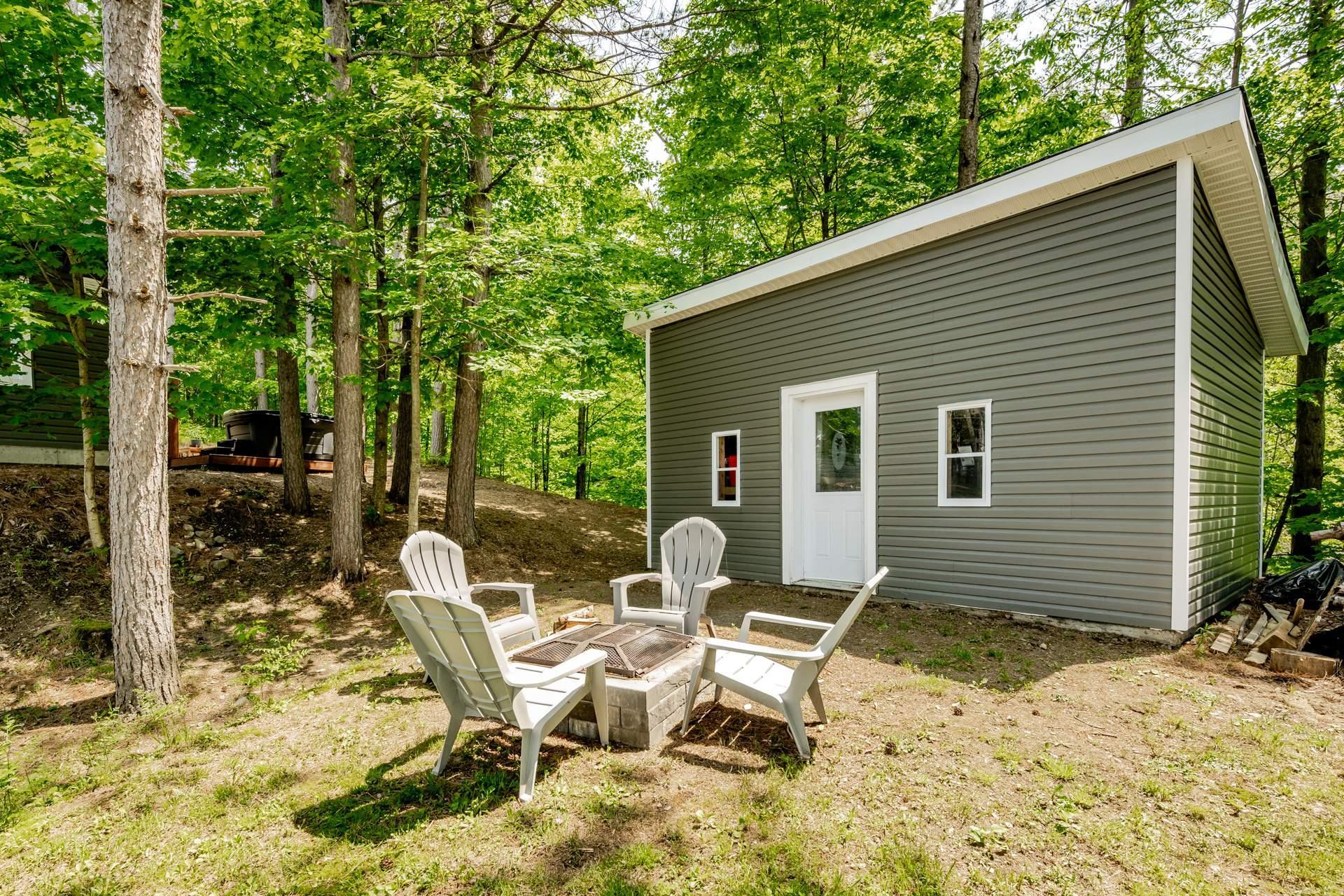 









290


Rue des Cerisiers

,
Dixville,




QC
J0B1P0

