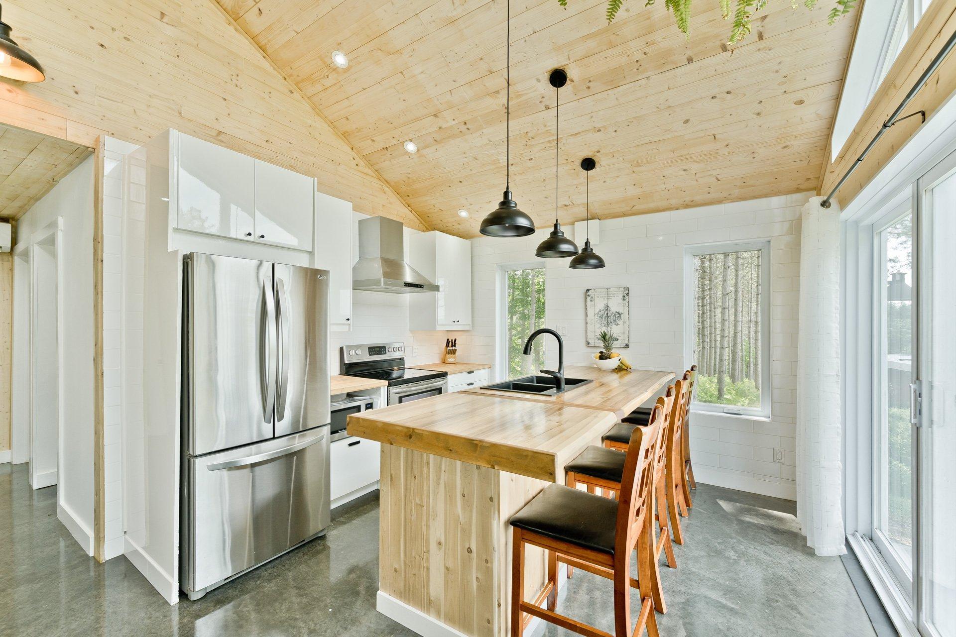 









290


Rue des Cerisiers

,
Dixville,




QC
J0B1P0

