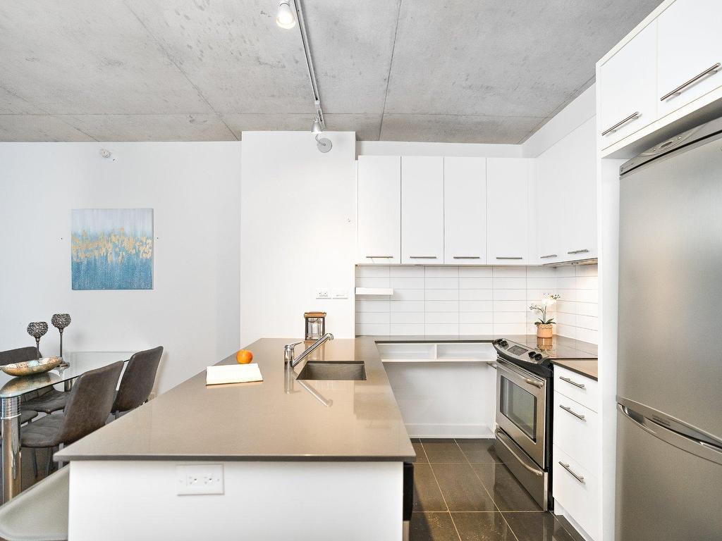 









1414


Rue Chomedey

, 850,
Montréal (Ville-Marie),




QC
H3H0A2

