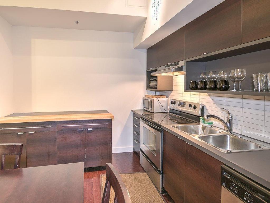 









630


Rue William

, 129,
Montréal (Ville-Marie),




QC
H3C4C9

