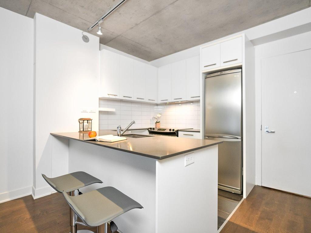 









1414


Rue Chomedey

, 950,
Montréal (Ville-Marie),




QC
H3H0A2

