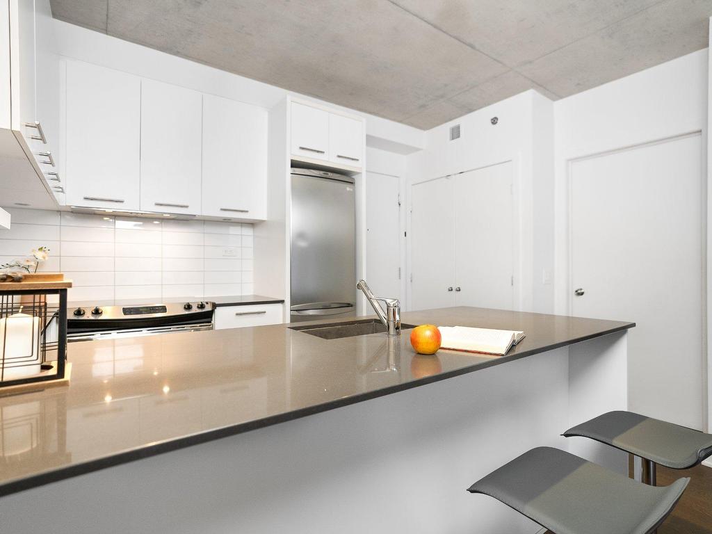 









1414


Rue Chomedey

, 950,
Montréal (Ville-Marie),




QC
H3H0A2

