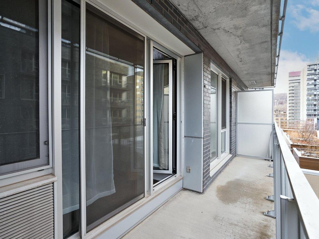









1414


Rue Chomedey

, 950,
Montréal (Ville-Marie),




QC
H3H0A2


