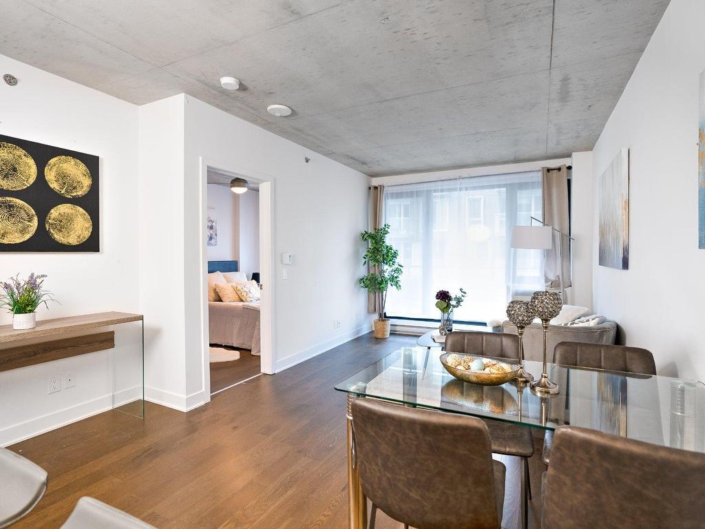 









1414


Rue Chomedey

, 950,
Montréal (Ville-Marie),




QC
H3H0A2

