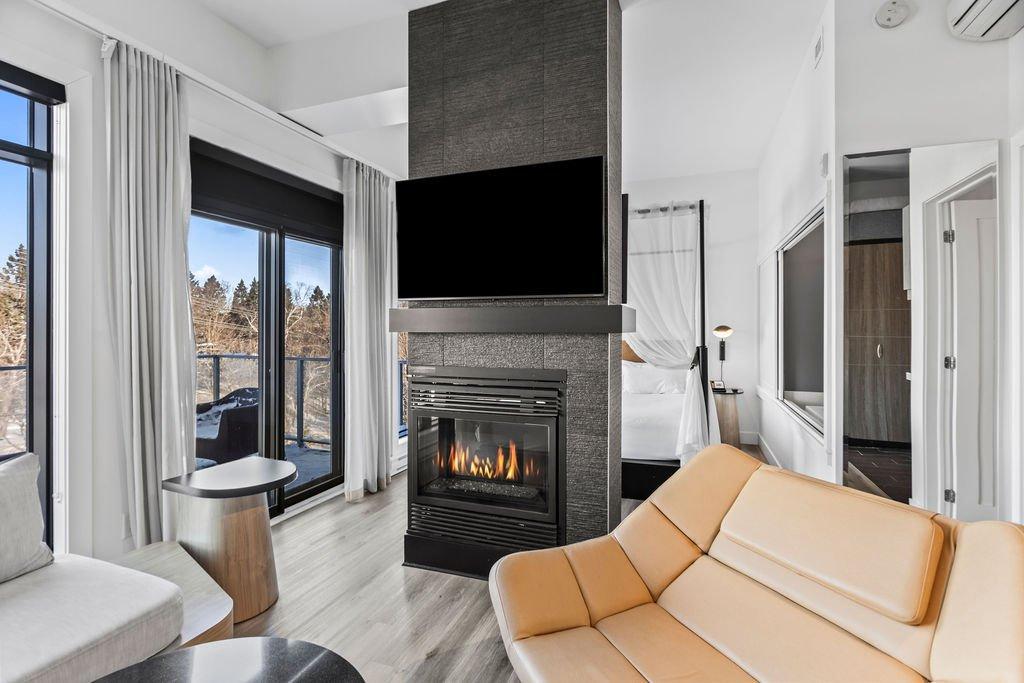 









43


Ch. Fridolin-Simard

, 518,
Estérel,




QC
J0T1E0


