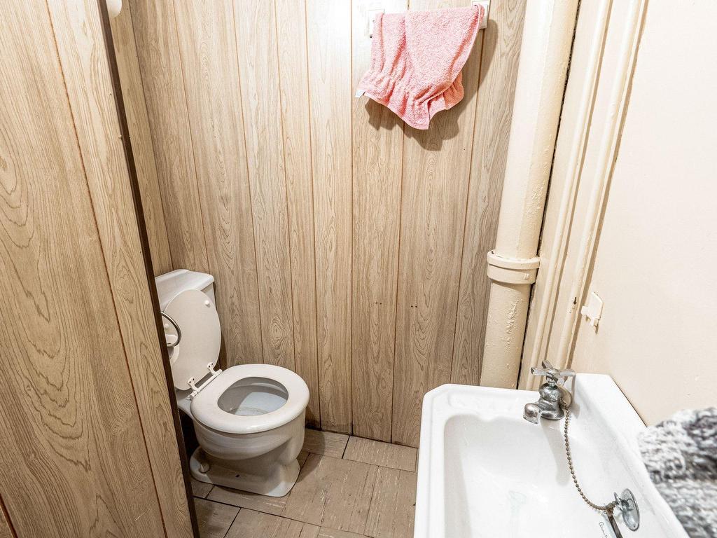 









525


Boul. Queen-Victoria

,
Sherbrooke (Les Nations),




QC
J1H3R4

