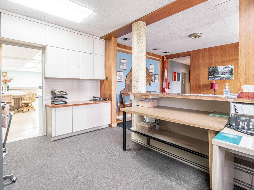 









525


Boul. Queen-Victoria

,
Sherbrooke (Les Nations),




QC
J1H3R4

